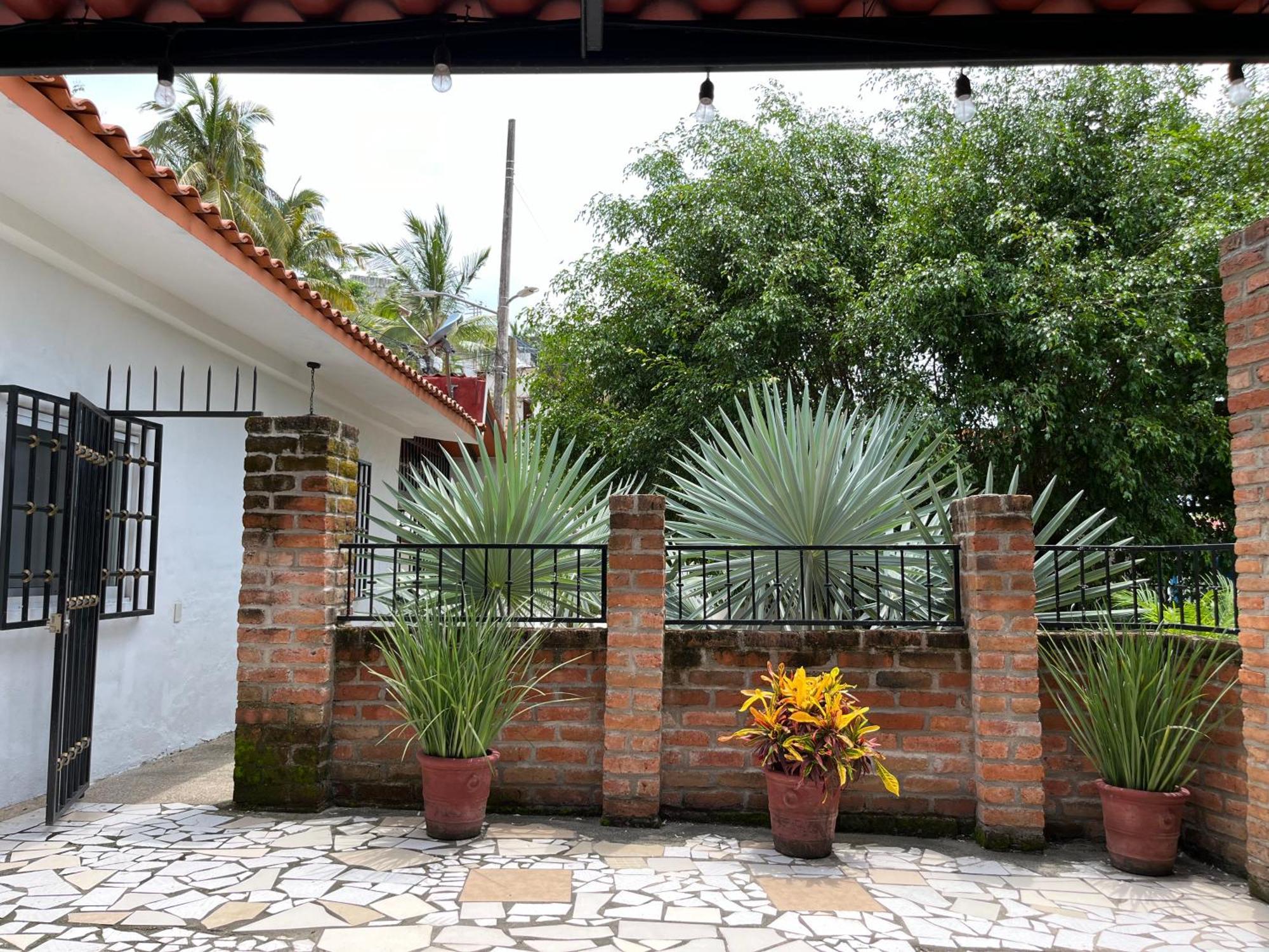La Villa Palmier - Your quiet house Puerto Vallarta Extérieur photo
